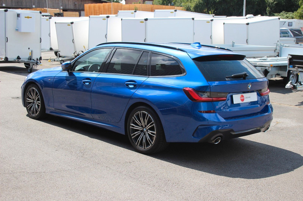 BMW 320 Touring d M Sport Laser Alcantara Harman Kar - Комби: снимка 3 BMW 320 Touring d M Sport Laser Alcantara Harman Kar - Комби: снимка 3