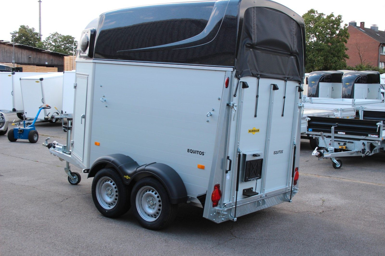 Humbaur Equitos Alu Plus 2400 Pferdeanhänger Sattelkamme - За превоз на животни ремарке: снимка 4 Humbaur Equitos Alu Plus 2400 Pferdeanhänger Sattelkamme - За превоз на животни ремарке: снимка 4