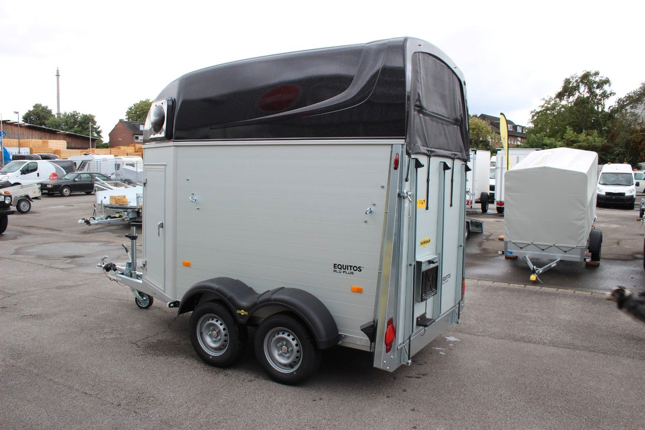 Humbaur Equitos Alu Plus 2400 Pferdeanhänger Sattelkamme - За превоз на животни ремарке: снимка 2 Humbaur Equitos Alu Plus 2400 Pferdeanhänger Sattelkamme - За превоз на животни ремарке: снимка 2