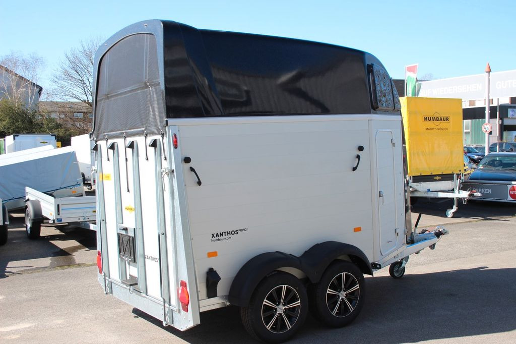 Humbaur XANTHOS AERO 2400 Sattelkammer 100KMH Pferdeanhä - Ремарке за коне: снимка 4 Humbaur XANTHOS AERO 2400 Sattelkammer 100KMH Pferdeanhä - Ремарке за коне: снимка 4