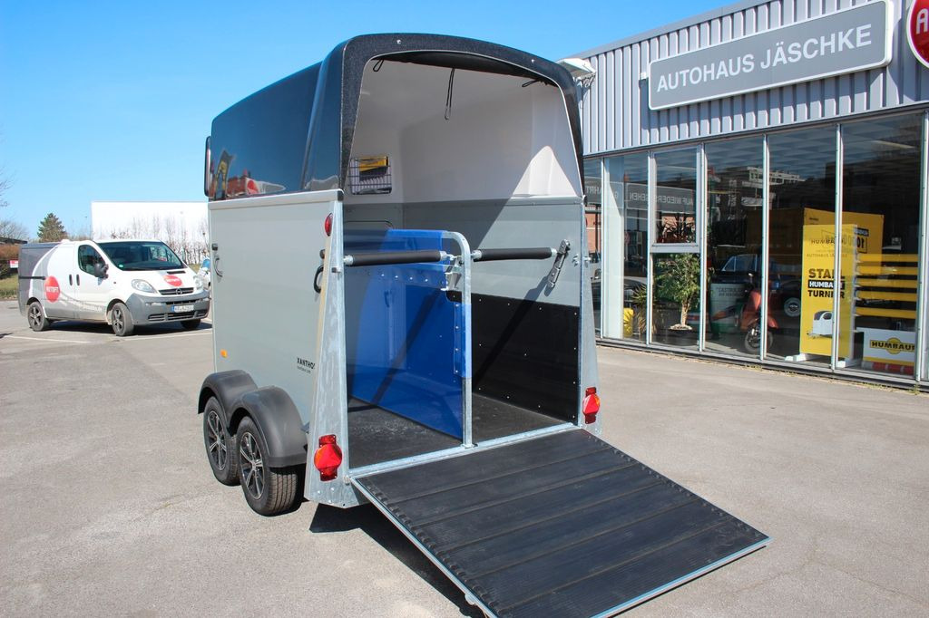 Humbaur XANTHOS AERO 2400 Sattelkammer 100KMH Pferdeanhä - Ремарке за коне: снимка 5 Humbaur XANTHOS AERO 2400 Sattelkammer 100KMH Pferdeanhä - Ремарке за коне: снимка 5
