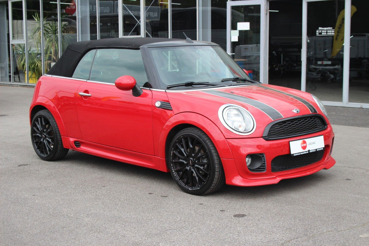 MINI COOPER Cabrio "Works Optik" Pepper 114tKM - Лек автомобил: снимка 2 MINI COOPER Cabrio "Works Optik" Pepper 114tKM - Лек автомобил: снимка 2
