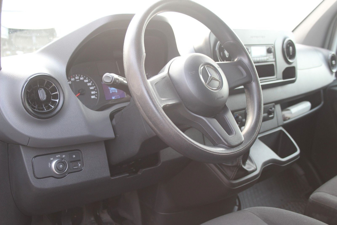 Лизинг на Mercedes-Benz Sprinter Worker 214 CDI 1.Hd sehr GEPFLEGT Mercedes-Benz Sprinter Worker 214 CDI 1.Hd sehr GEPFLEGT: снимка 9 Лизинг на Mercedes-Benz Sprinter Worker 214 CDI 1.Hd sehr GEPFLEGT Mercedes-Benz Sprinter Worker 214 CDI 1.Hd sehr GEPFLEGT: снимка 9