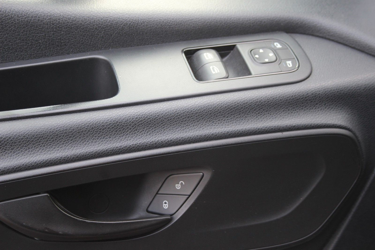 Лизинг на Mercedes-Benz Sprinter Worker 214 CDI 1.Hd sehr GEPFLEGT Mercedes-Benz Sprinter Worker 214 CDI 1.Hd sehr GEPFLEGT: снимка 7 Лизинг на Mercedes-Benz Sprinter Worker 214 CDI 1.Hd sehr GEPFLEGT Mercedes-Benz Sprinter Worker 214 CDI 1.Hd sehr GEPFLEGT: снимка 7