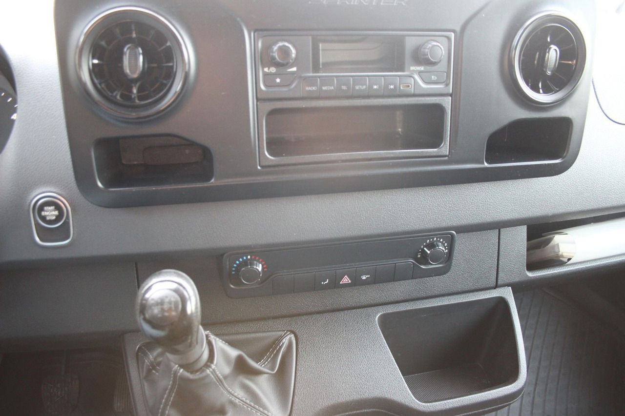 Лизинг на Mercedes-Benz Sprinter Worker 214 CDI 1.Hd sehr GEPFLEGT Mercedes-Benz Sprinter Worker 214 CDI 1.Hd sehr GEPFLEGT: снимка 10 Лизинг на Mercedes-Benz Sprinter Worker 214 CDI 1.Hd sehr GEPFLEGT Mercedes-Benz Sprinter Worker 214 CDI 1.Hd sehr GEPFLEGT: снимка 10