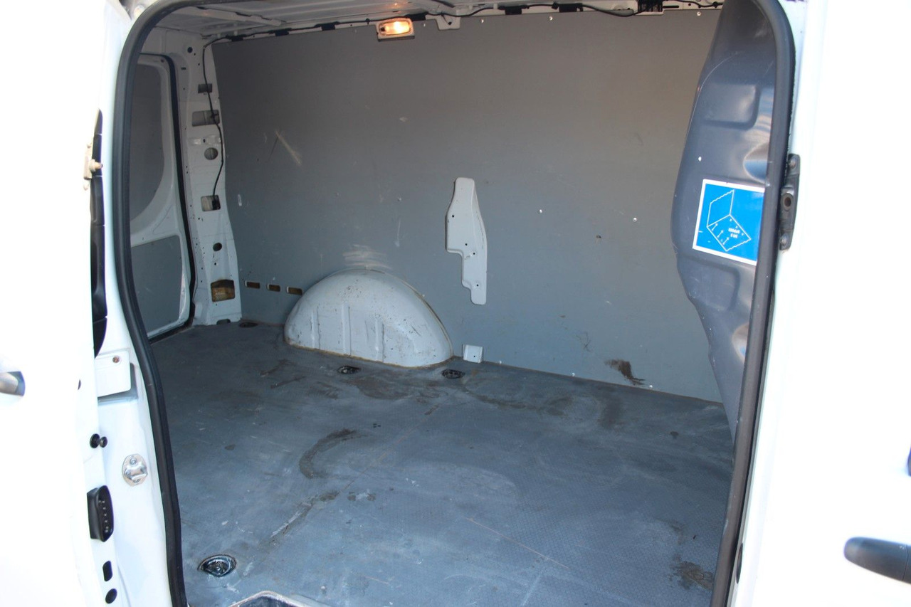 Лизинг на  Mercedes-Benz Vito 109 CDI Dachträgersystem 142tKM Mercedes-Benz Vito 109 CDI Dachträgersystem 142tKM: снимка 11