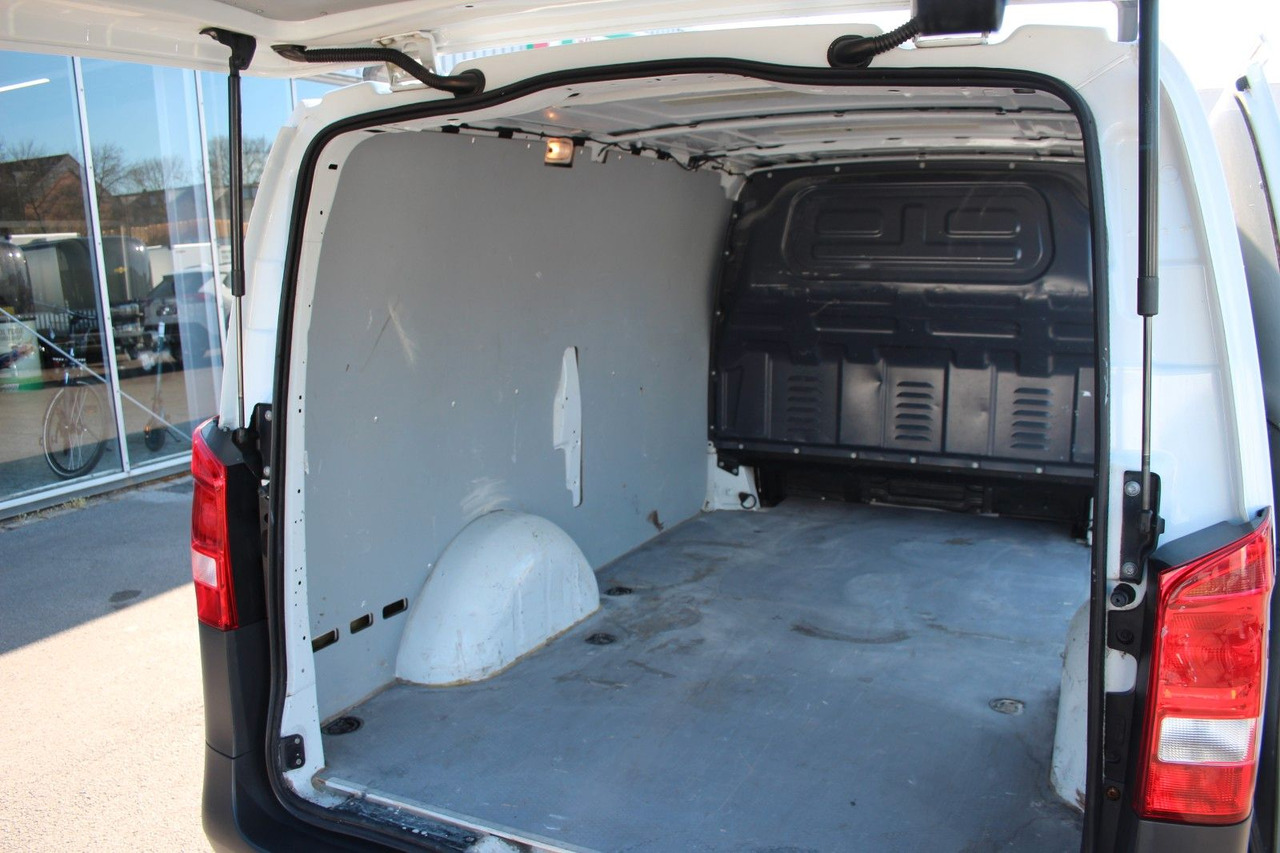 Лизинг на  Mercedes-Benz Vito 109 CDI Dachträgersystem 142tKM Mercedes-Benz Vito 109 CDI Dachträgersystem 142tKM: снимка 13