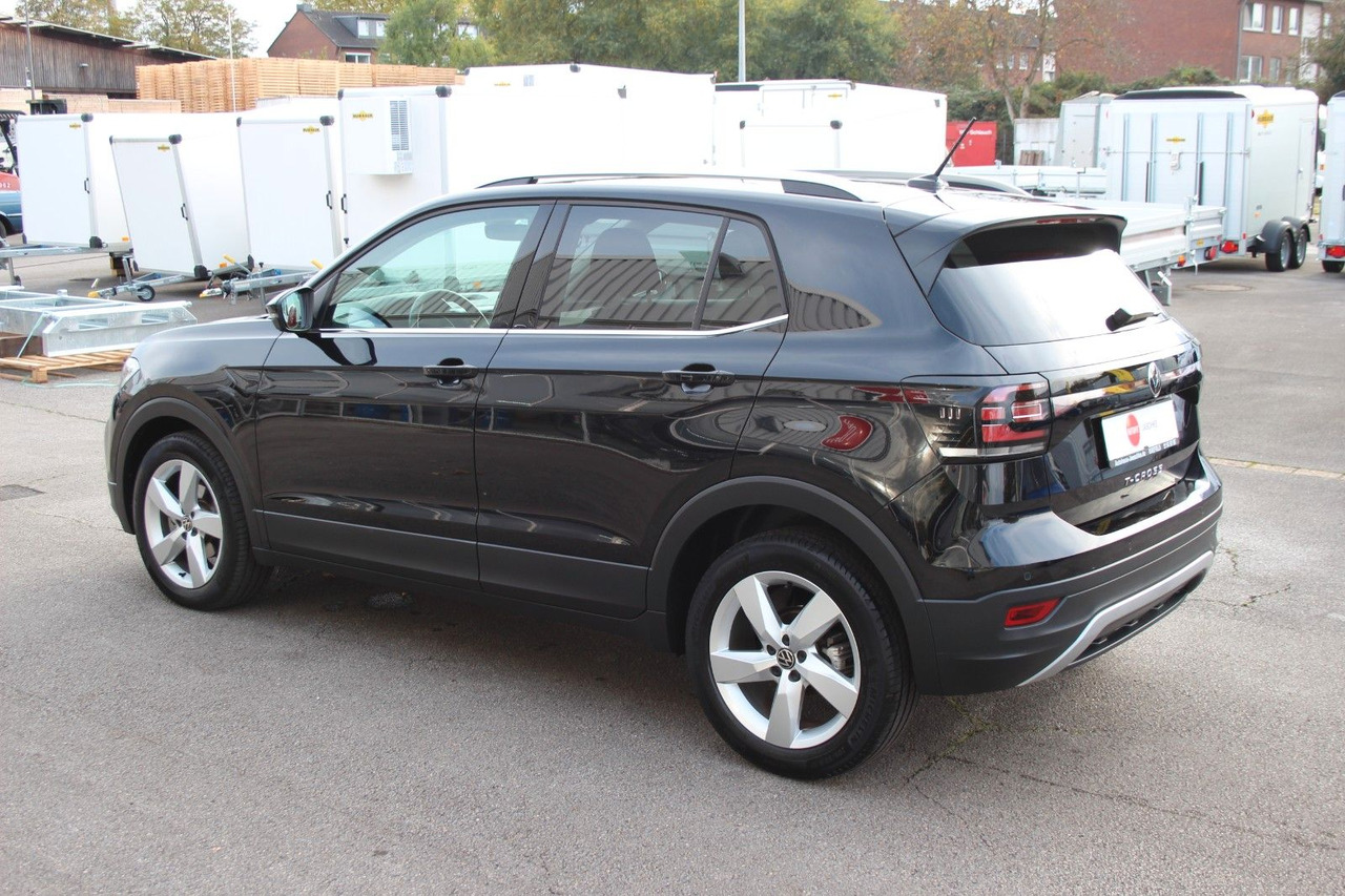 Volkswagen T-Cross Style 18tKM ACC LED DSG SiHzg Kamera APP - Джип: снимка 4 Volkswagen T-Cross Style 18tKM ACC LED DSG SiHzg Kamera APP - Джип: снимка 4