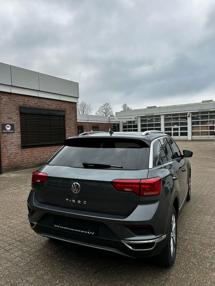 Volkswagen T-Roc Style - Джип: снимка 4 Volkswagen T-Roc Style - Джип: снимка 4