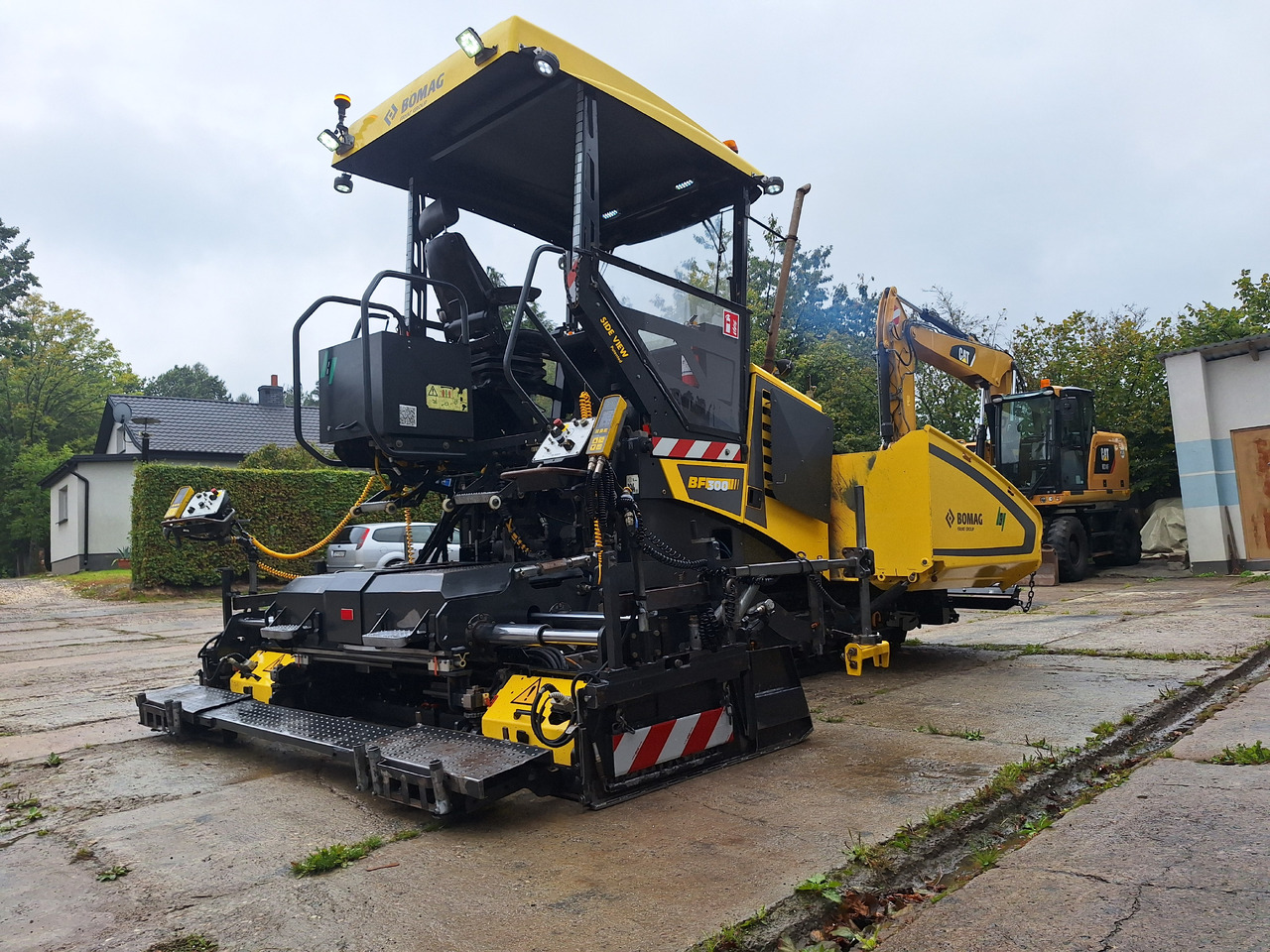 Bomag Bf 300C-3 - Асфалтополагач: снимка 3 Bomag Bf 300C-3 - Асфалтополагач: снимка 3