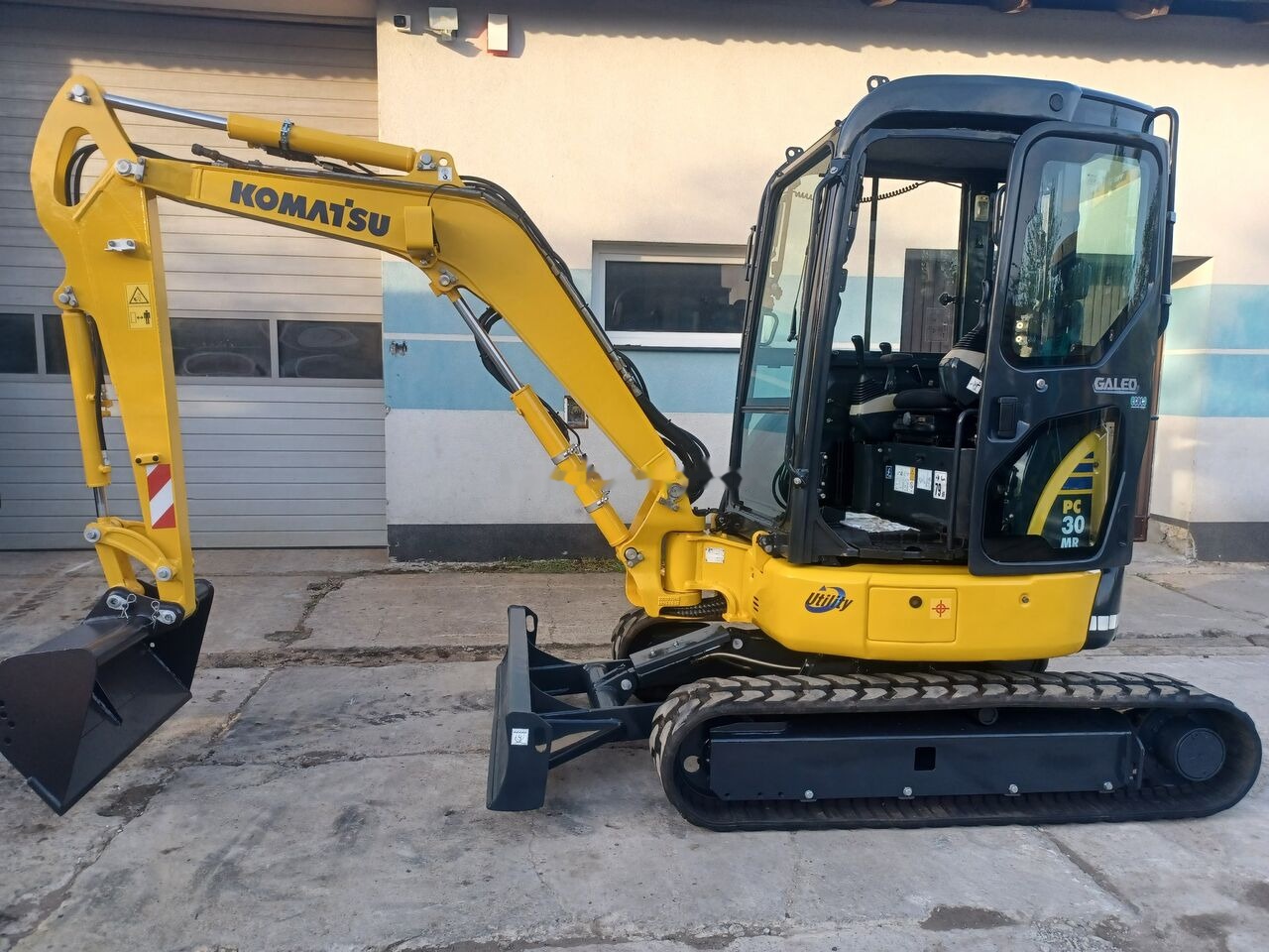Komatsu PC30MR-3 - Мини багер: снимка 5 Komatsu PC30MR-3 - Мини багер: снимка 5