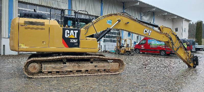 CAT 326F - Верижен багер: снимка 3 CAT 326F - Верижен багер: снимка 3