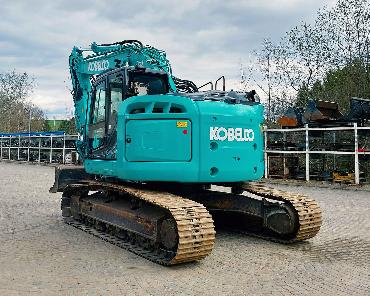 Kobelco SK230SRLC-5 - Верижен багер: снимка 3 Kobelco SK230SRLC-5 - Верижен багер: снимка 3