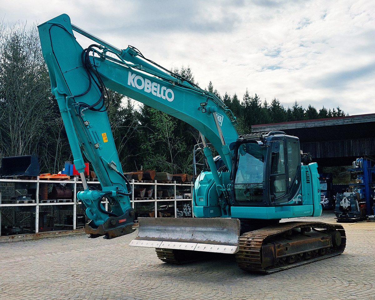 Kobelco SK230SRLC-5 - Верижен багер: снимка 1 Kobelco SK230SRLC-5 - Верижен багер: снимка 1