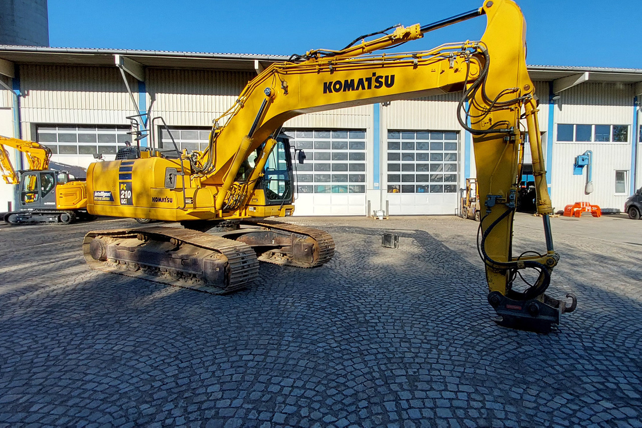 Komatsu PC210LCi-10 - Верижен багер: снимка 5 Komatsu PC210LCi-10 - Верижен багер: снимка 5