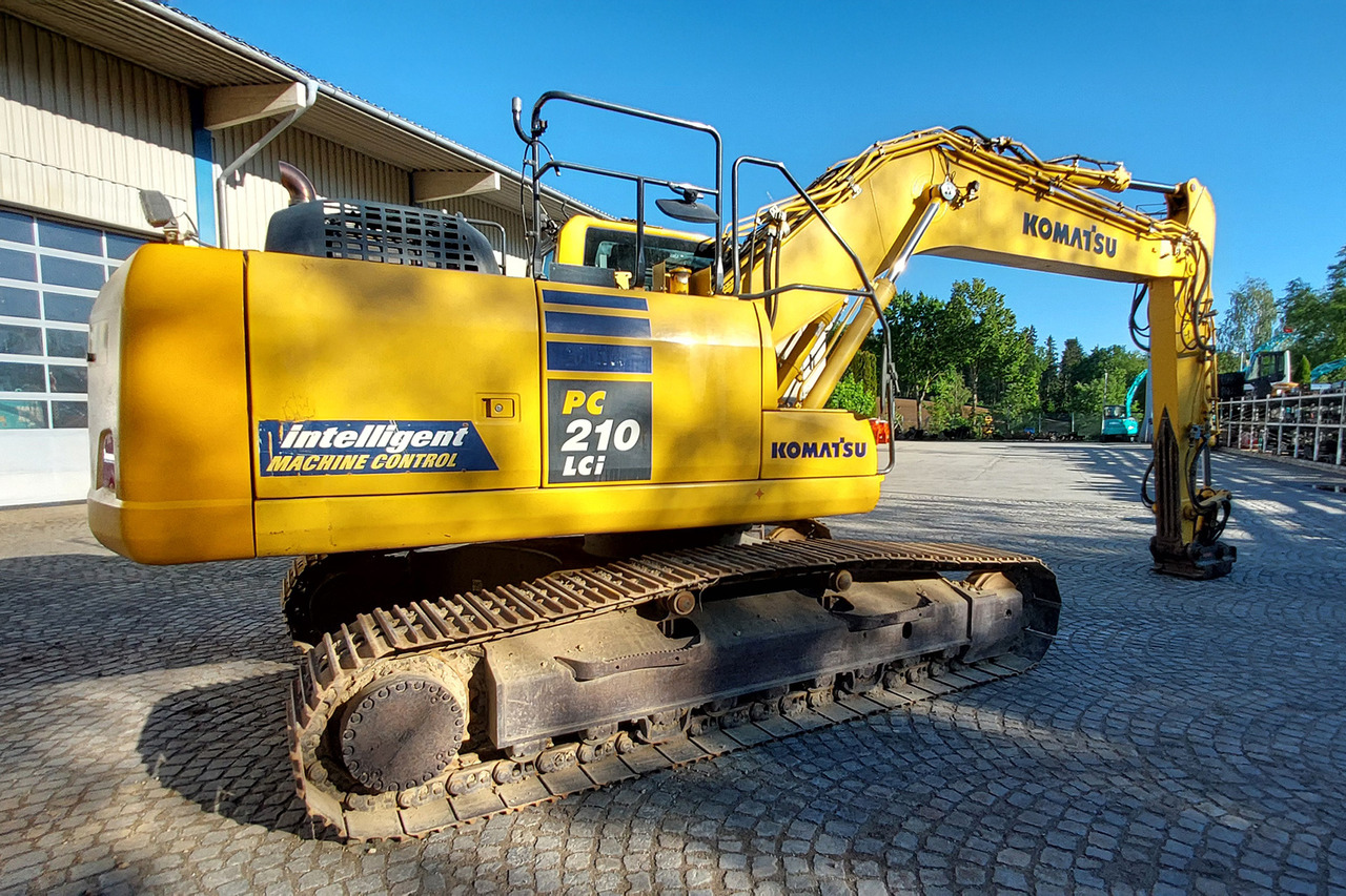 Komatsu PC210LCi-10 - Верижен багер: снимка 1 Komatsu PC210LCi-10 - Верижен багер: снимка 1