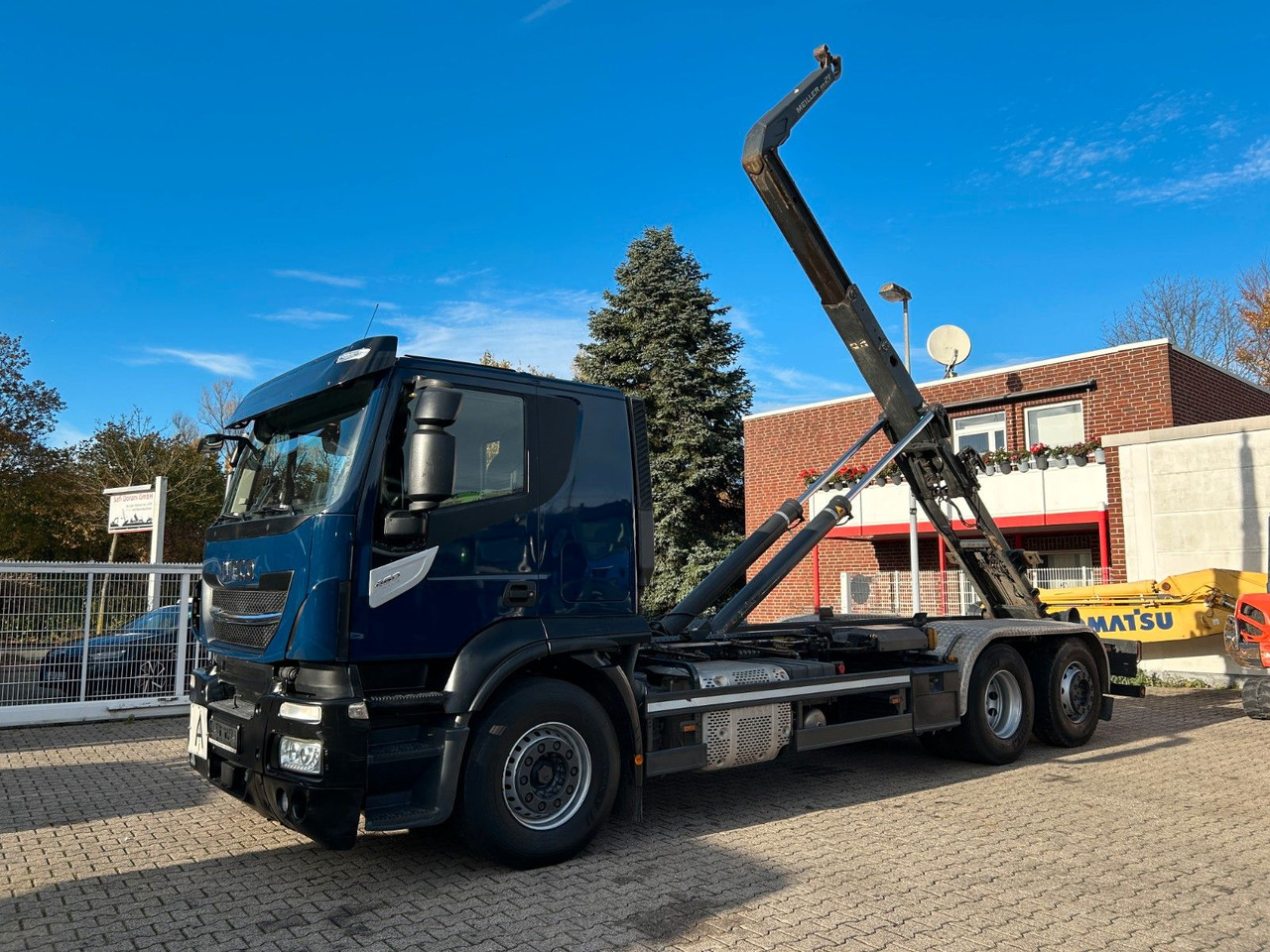 Iveco 460 Stralis MEILLER Abroller mit LIft-Lenkachse - Мултилифт с кука камион: снимка 2 Iveco 460 Stralis MEILLER Abroller mit LIft-Lenkachse - Мултилифт с кука камион: снимка 2