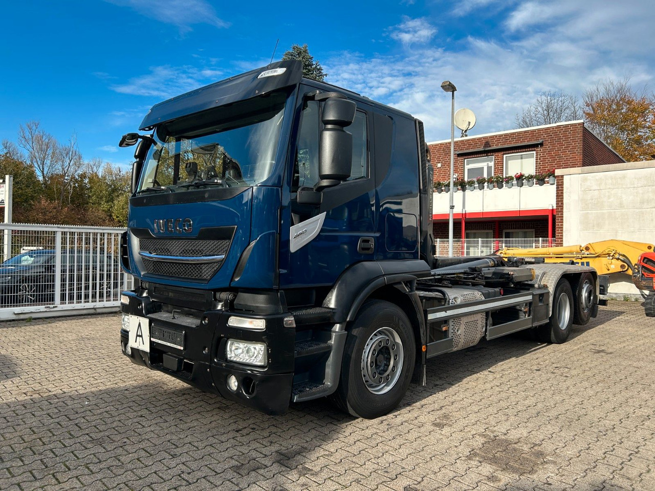 Iveco 460 Stralis MEILLER Abroller mit LIft-Lenkachse - Мултилифт с кука камион: снимка 5 Iveco 460 Stralis MEILLER Abroller mit LIft-Lenkachse - Мултилифт с кука камион: снимка 5