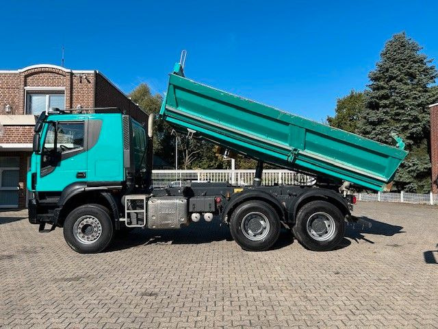 Iveco 480 Stralis X-WAY MEILLER 3Skipper + Bordmatik - Самосвал камион: снимка 2 Iveco 480 Stralis X-WAY MEILLER 3Skipper + Bordmatik - Самосвал камион: снимка 2