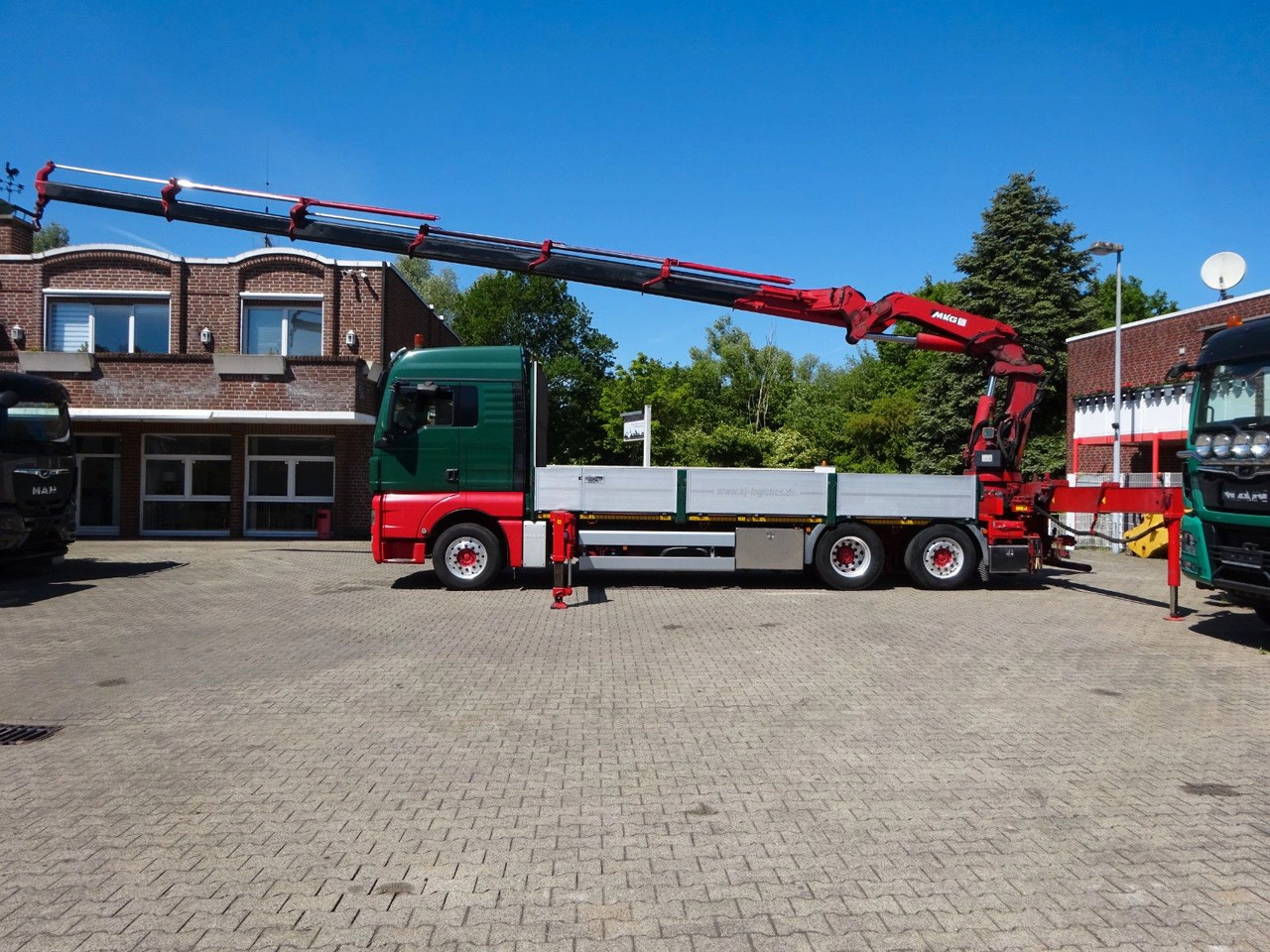 MAN 26.480 TGX + MKG HLK531 Kran +Lift-Lenkachse - Камион с кран: снимка 2 MAN 26.480 TGX + MKG HLK531 Kran +Lift-Lenkachse - Камион с кран: снимка 2