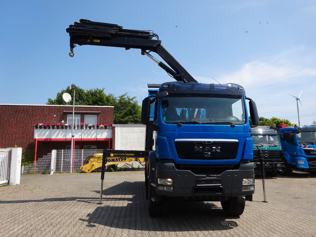 MAN 28.400 TGS 3Skipper+HIAB 166 E-4 HIPRPO 6x4-4 - Самосвал камион, Камион с кран: снимка 5 MAN 28.400 TGS 3Skipper+HIAB 166 E-4 HIPRPO 6x4-4 - Самосвал камион, Камион с кран: снимка 5