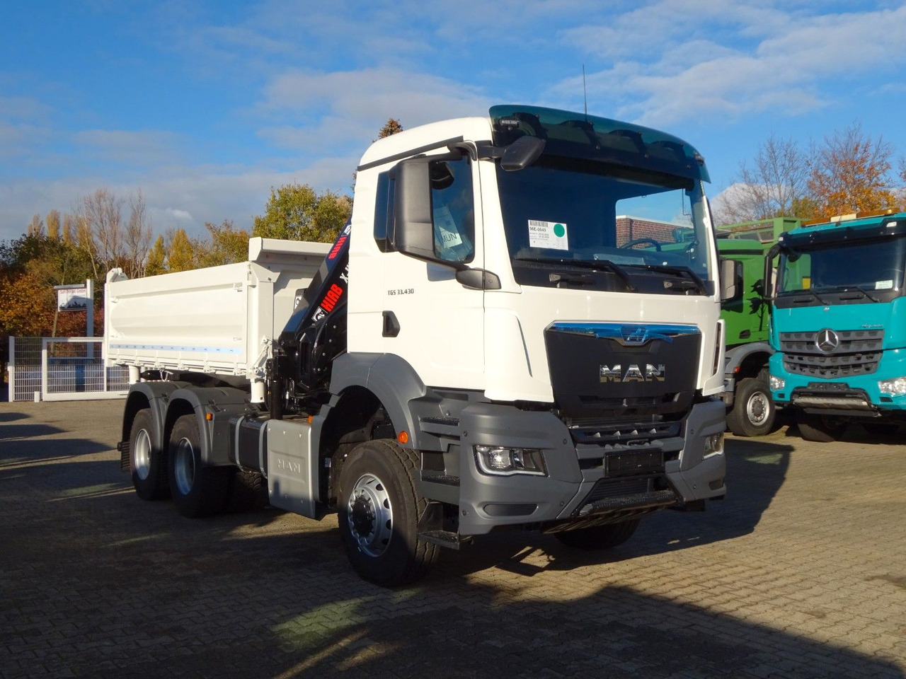 Самосвал камион, Камион с кран MAN 33.430 6x6  3-SEITENKIPPER KRAN HIAB 228- 6HYDRO: снимка 11