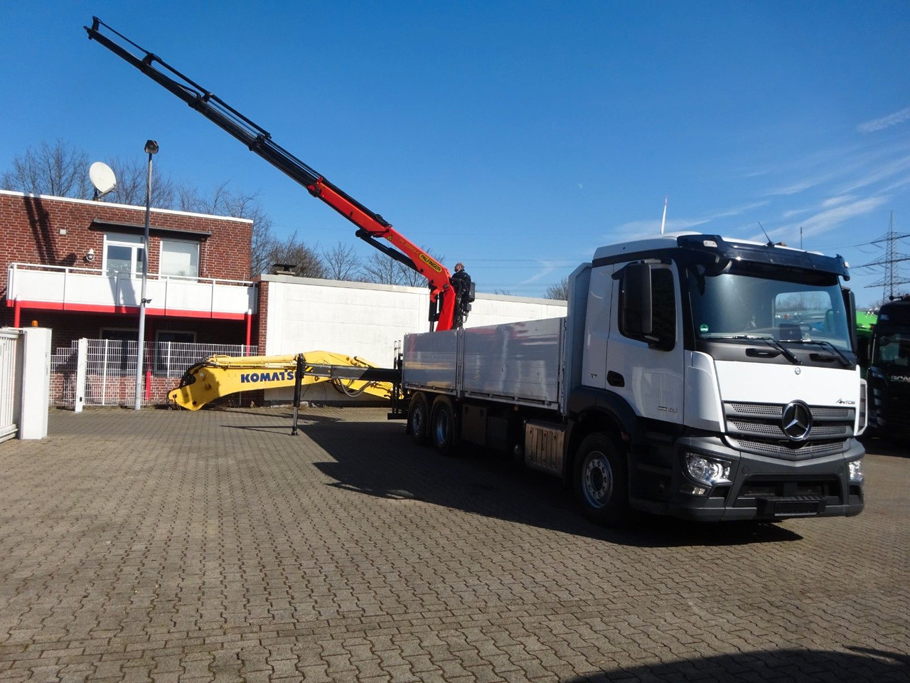 Mercedes-Benz 2540 Antos + Palfinger 20001K Hecklade-Kran - Камион с кран, Бордови камион: снимка 3 Mercedes-Benz 2540 Antos + Palfinger 20001K Hecklade-Kran - Камион с кран, Бордови камион: снимка 3