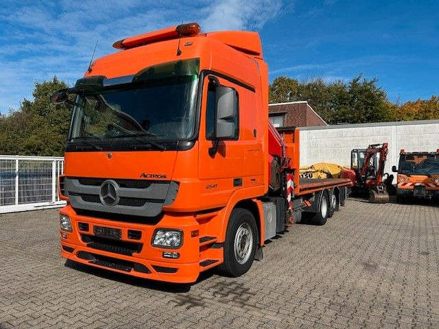Mercedes-Benz 2541 Actros Plattform + FASSI Kran 6X2 - Камион с кран: снимка 1 Mercedes-Benz 2541 Actros Plattform + FASSI Kran 6X2 - Камион с кран: снимка 1