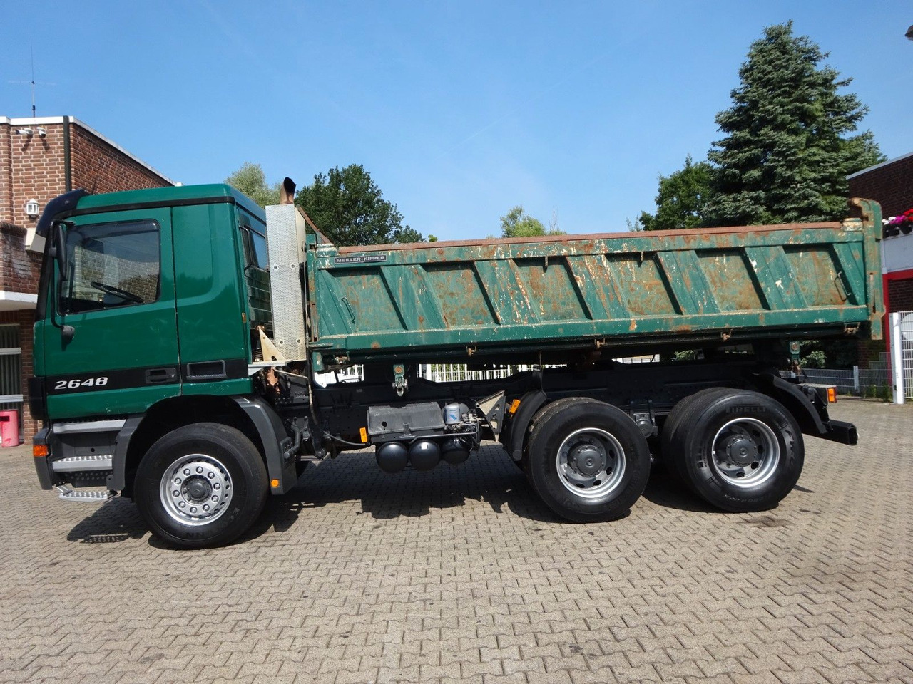 Mercedes-Benz 2648 Actros MEILLER 3SKipper 6x4 - Самосвал камион: снимка 5 Mercedes-Benz 2648 Actros MEILLER 3SKipper 6x4 - Самосвал камион: снимка 5