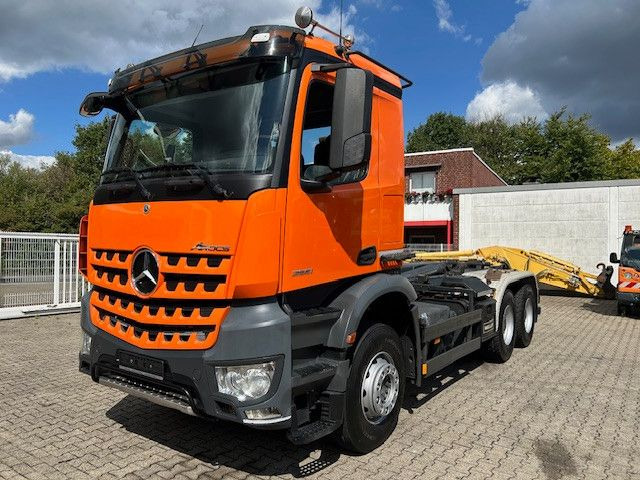 Mercedes-Benz 2651 Arocs MEILLER RK2060 Abroller 6x4 - Мултилифт с кука камион: снимка 1 Mercedes-Benz 2651 Arocs MEILLER RK2060 Abroller 6x4 - Мултилифт с кука камион: снимка 1