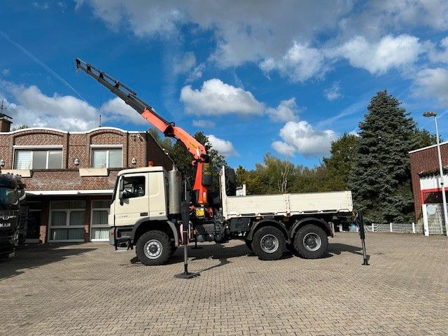 Mercedes-Benz 3344 Actros Pritsche + PK 34002 6x6 - Камион с кран: снимка 3 Mercedes-Benz 3344 Actros Pritsche + PK 34002 6x6 - Камион с кран: снимка 3