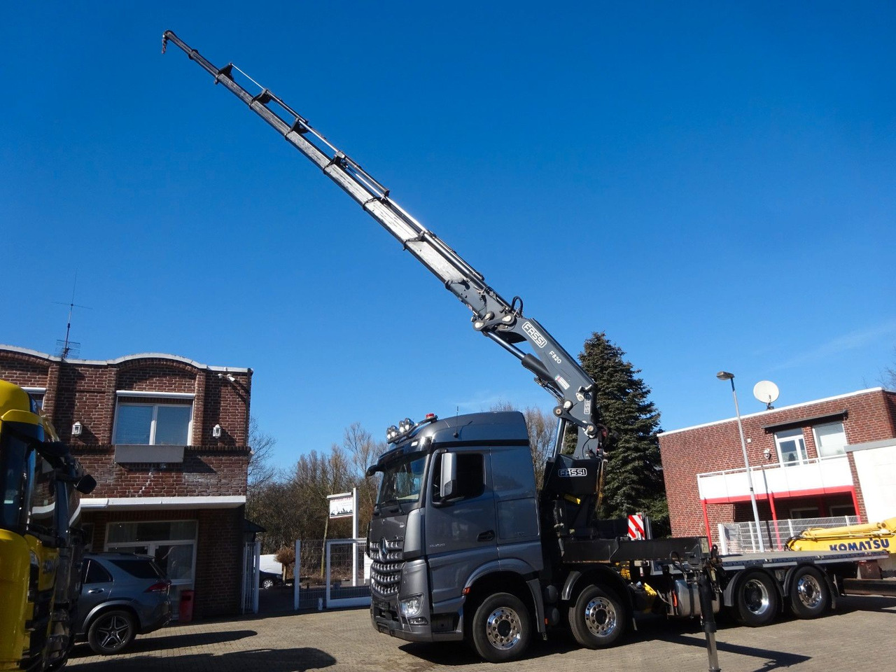 Mercedes-Benz 3453 Plattform + Fassi F820 Kran 8x2 Mercedes-Benz 3453 FASSI F820 Kran 8x Hydr. Ausschub - Камион с кран, Бордови камион: снимка 5 Mercedes-Benz 3453 Plattform + Fassi F820 Kran 8x2 Mercedes-Benz 3453 FASSI F820 Kran 8x Hydr. Ausschub - Камион с кран, Бордови камион: снимка 5