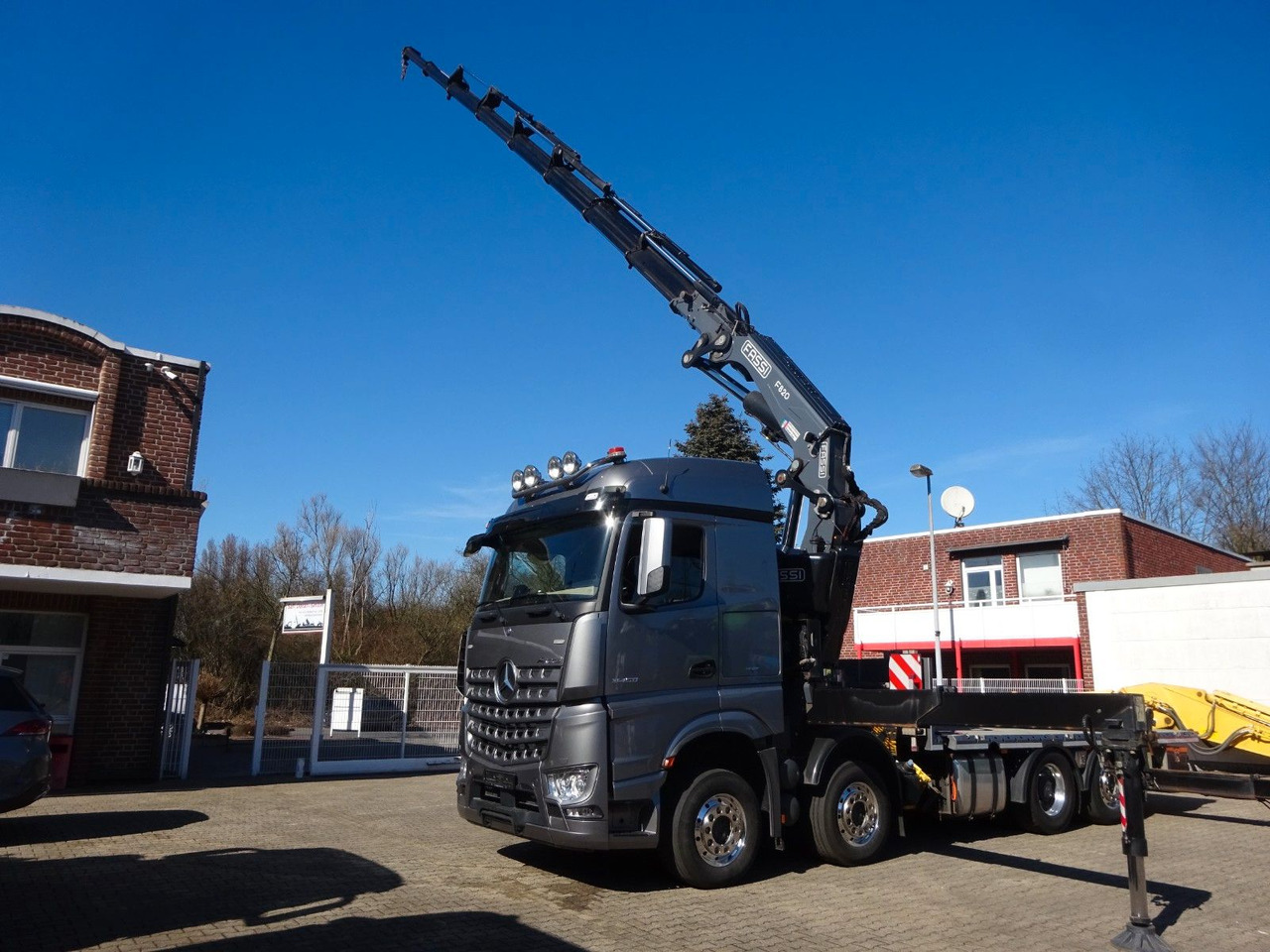 Mercedes-Benz 3453 Plattform + Fassi F820 Kran 8x2 Mercedes-Benz 3453 FASSI F820 Kran 8x Hydr. Ausschub - Камион с кран, Бордови камион: снимка 4 Mercedes-Benz 3453 Plattform + Fassi F820 Kran 8x2 Mercedes-Benz 3453 FASSI F820 Kran 8x Hydr. Ausschub - Камион с кран, Бордови камион: снимка 4