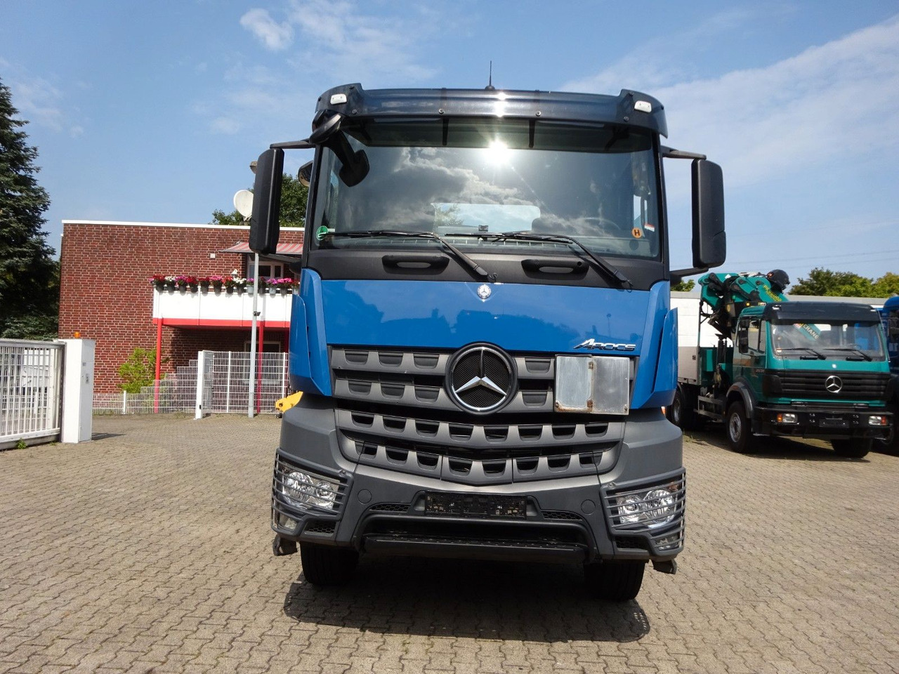 Самосвал камион Mercedes-Benz Arocs 2645 Absetzkipper MEILLER 6x4: снимка 6