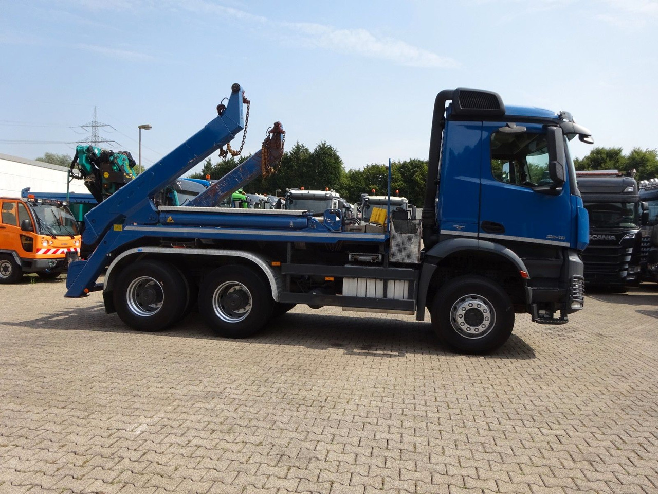 Самосвал камион Mercedes-Benz Arocs 2645 Absetzkipper MEILLER 6x4: снимка 8