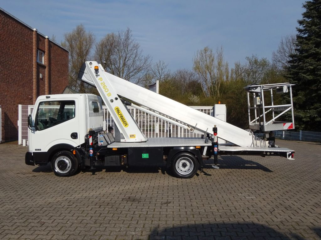 Nissan CABSTAR 35.13 PALFINGER Steiger P260B 26 Meter - Автовишка, Лекотоварен автомобил: снимка 1 Nissan CABSTAR 35.13 PALFINGER Steiger P260B 26 Meter - Автовишка, Лекотоварен автомобил: снимка 1