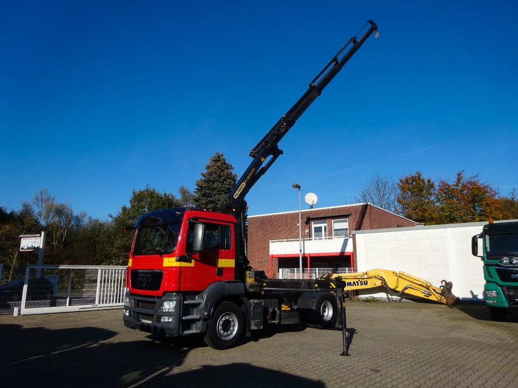 MAN 18.400 TGA SZM + PK 18002 Kran 4x2 - Влекач: снимка 3 MAN 18.400 TGA SZM + PK 18002 Kran 4x2 - Влекач: снимка 3