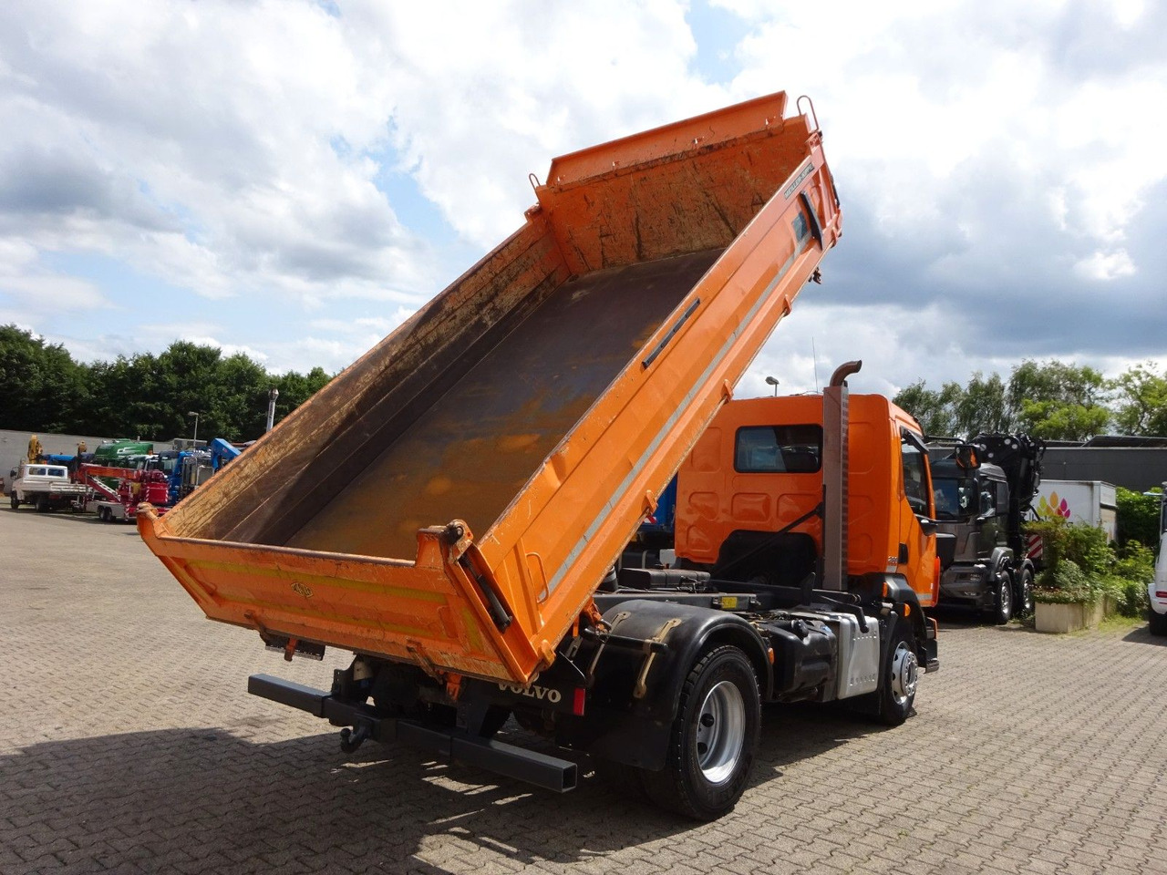 Самосвал камион Volvo FL 280 MEILLER 3Skipper 4x2: снимка 6