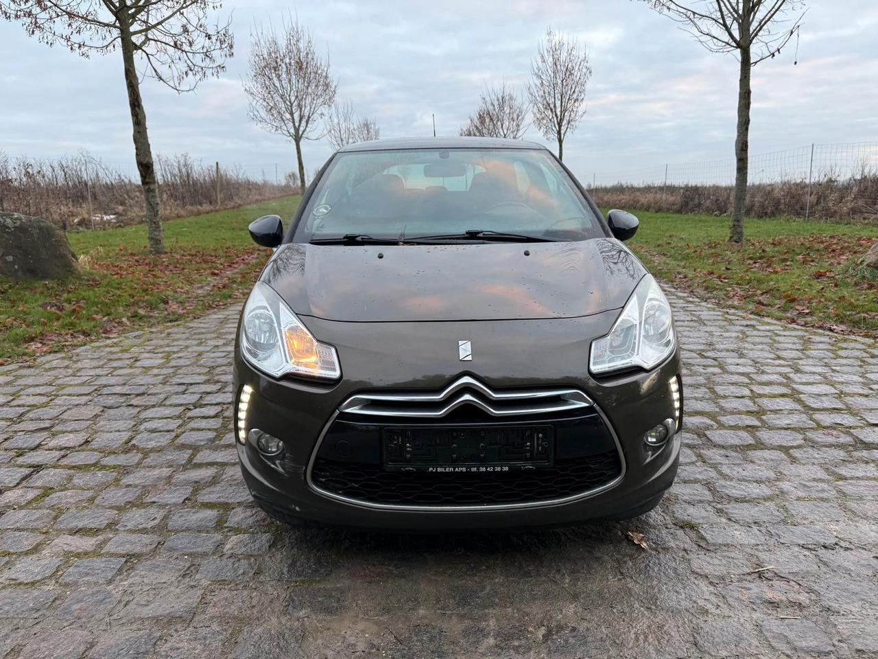 Citroën DS3 Sport - Лек автомобил: снимка 2 Citroën DS3 Sport - Лек автомобил: снимка 2