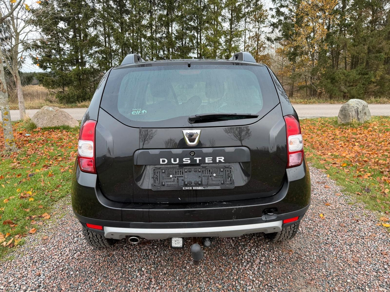 Dacia Duster I Laureate 1.5 DCI *nur 55 000km! - Пътнически бус: снимка 4 Dacia Duster I Laureate 1.5 DCI *nur 55 000km! - Пътнически бус: снимка 4