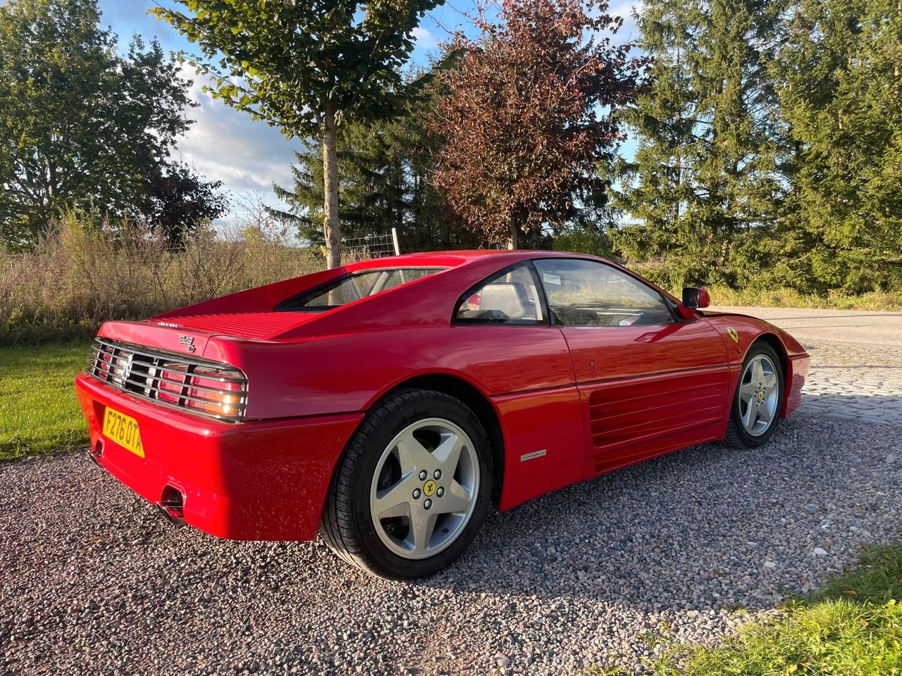 Ferrari 348 TB - Купе: снимка 5 Ferrari 348 TB - Купе: снимка 5
