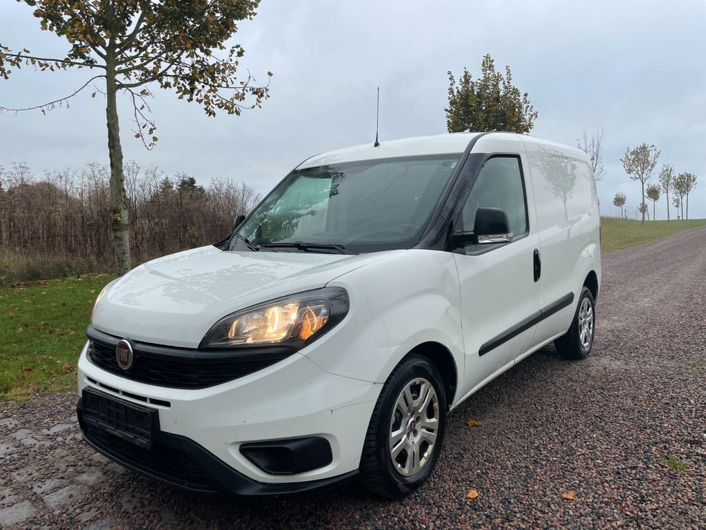 Fiat Doblò Basis Kasten - Малък ван: снимка 1 Fiat Doblò Basis Kasten - Малък ван: снимка 1