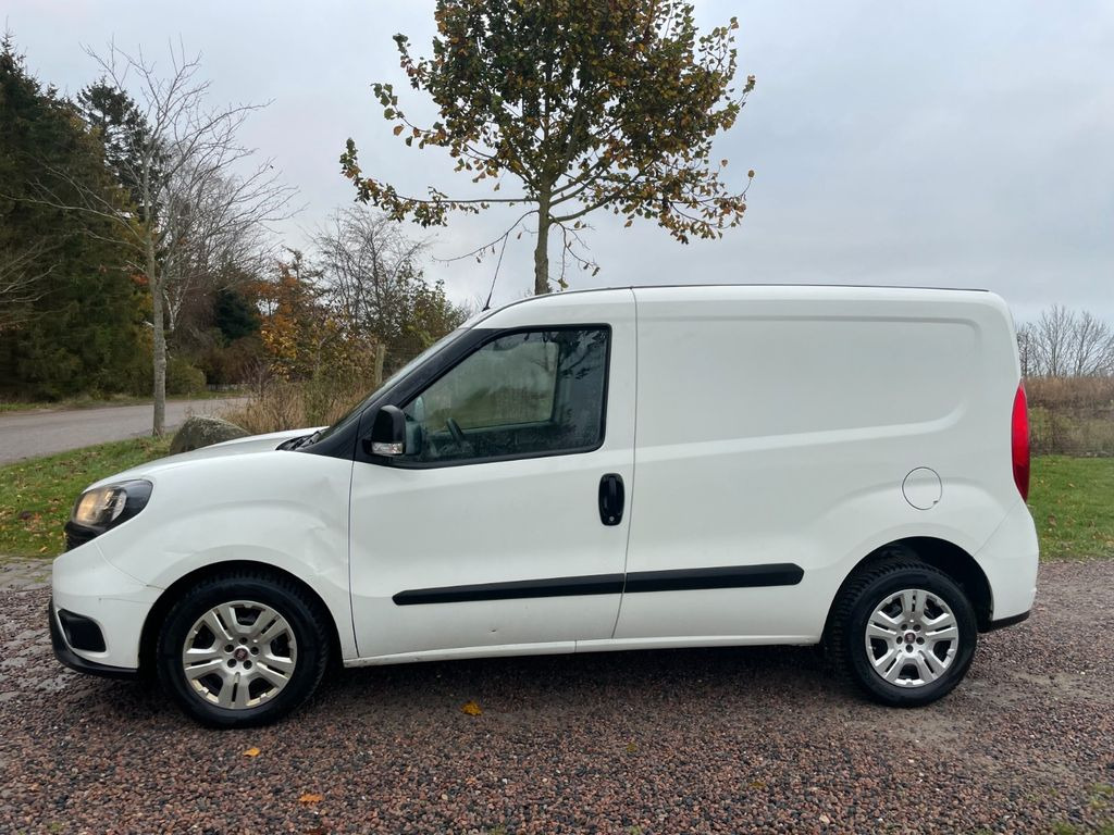 Fiat Doblò Basis Kasten - Малък ван: снимка 2 Fiat Doblò Basis Kasten - Малък ван: снимка 2