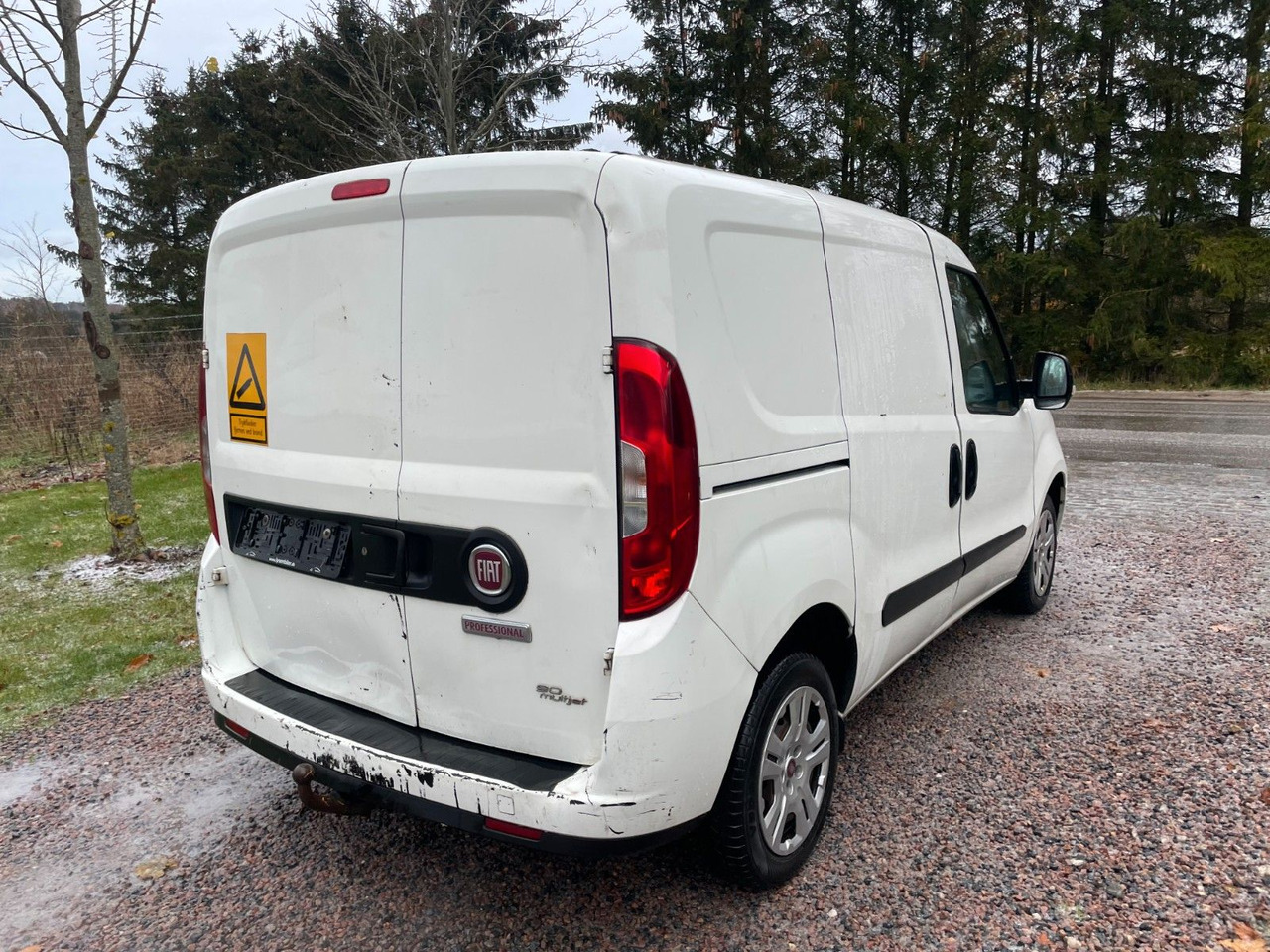 Fiat Doblo Doblò Basis Kasten 1.3 diesel - Комби: снимка 4 Fiat Doblo Doblò Basis Kasten 1.3 diesel - Комби: снимка 4