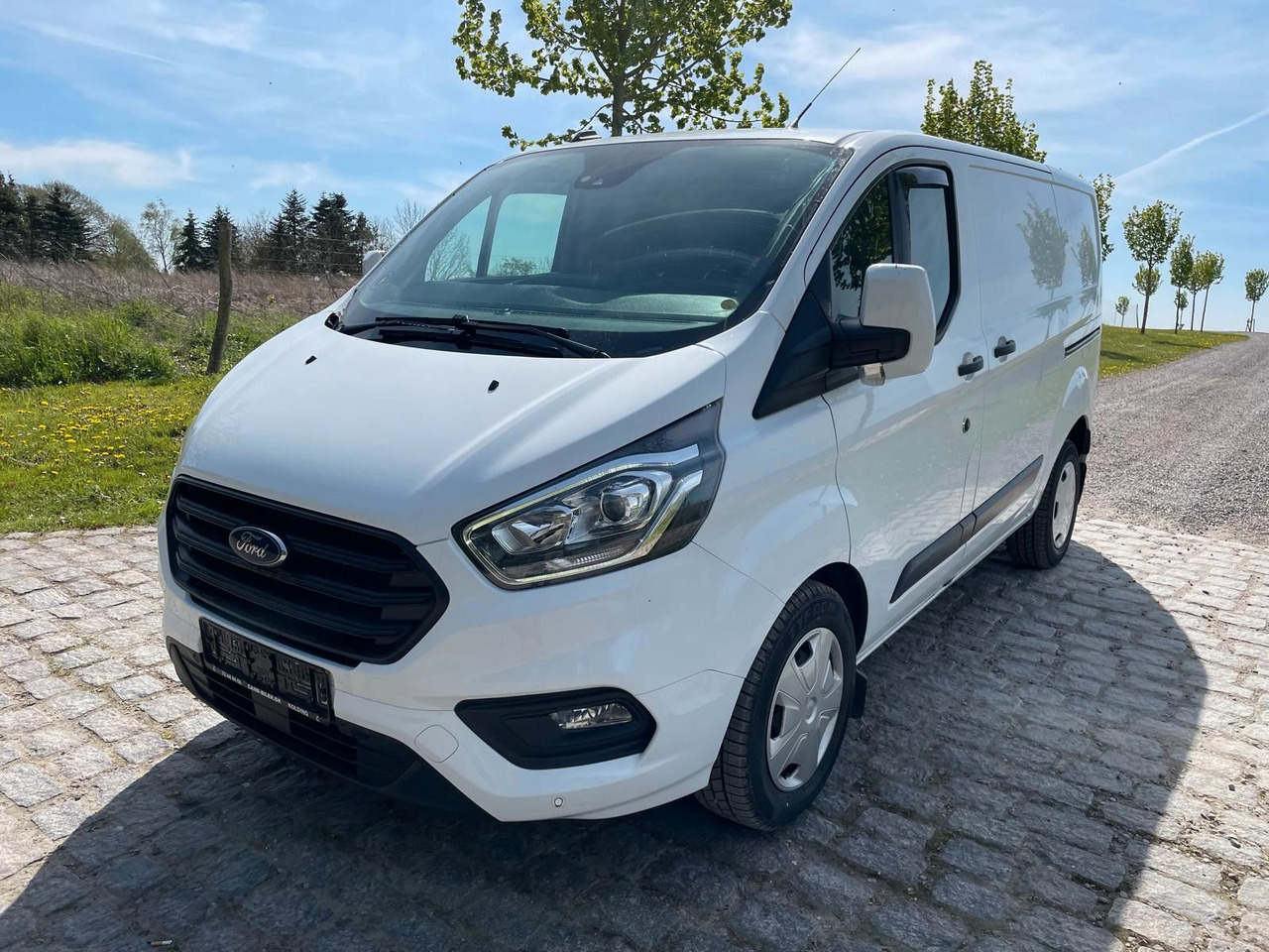 Ford Transit Custom Kasten 280 L1 Trend *NEW TUV* - Пътнически бус: снимка 1 Ford Transit Custom Kasten 280 L1 Trend *NEW TUV* - Пътнически бус: снимка 1