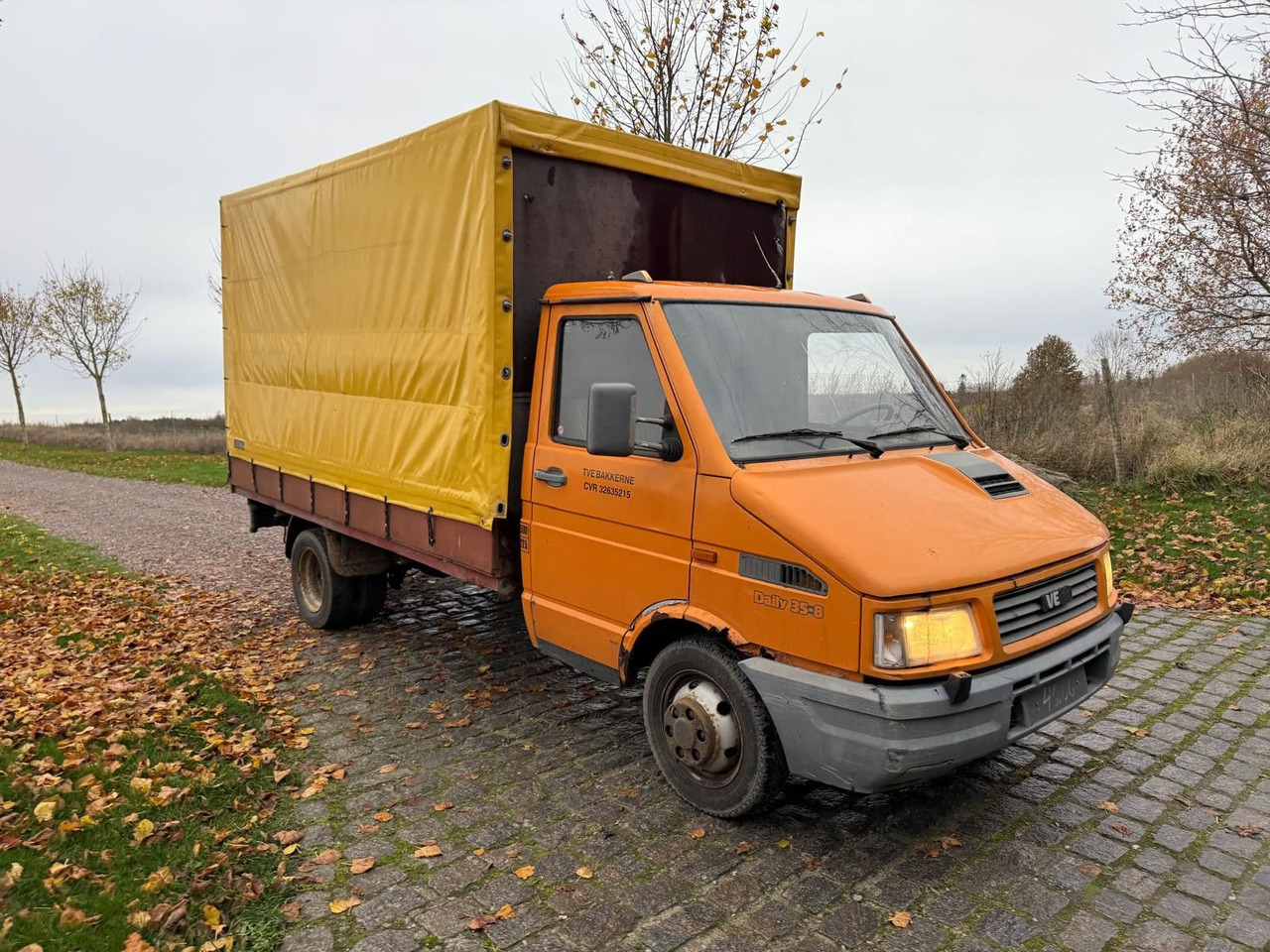 Iveco 35-8 pritche +plane *nur 1 990 € - Брезентов бус: снимка 2 Iveco 35-8 pritche +plane *nur 1 990 € - Брезентов бус: снимка 2