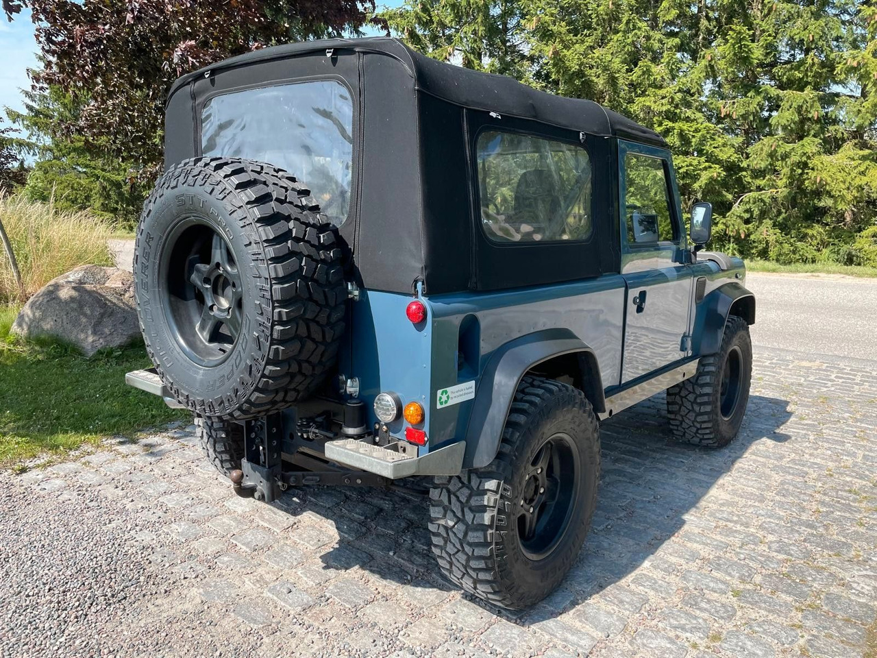Land Rover LR Defender 90 Soft Top V8 Automatic 60000 brutt Land Rover LR Defender 90 SoftTop V8 Automatic - Пикап: снимка 5 Land Rover LR Defender 90 Soft Top V8 Automatic 60000 brutt Land Rover LR Defender 90 SoftTop V8 Automatic - Пикап: снимка 5