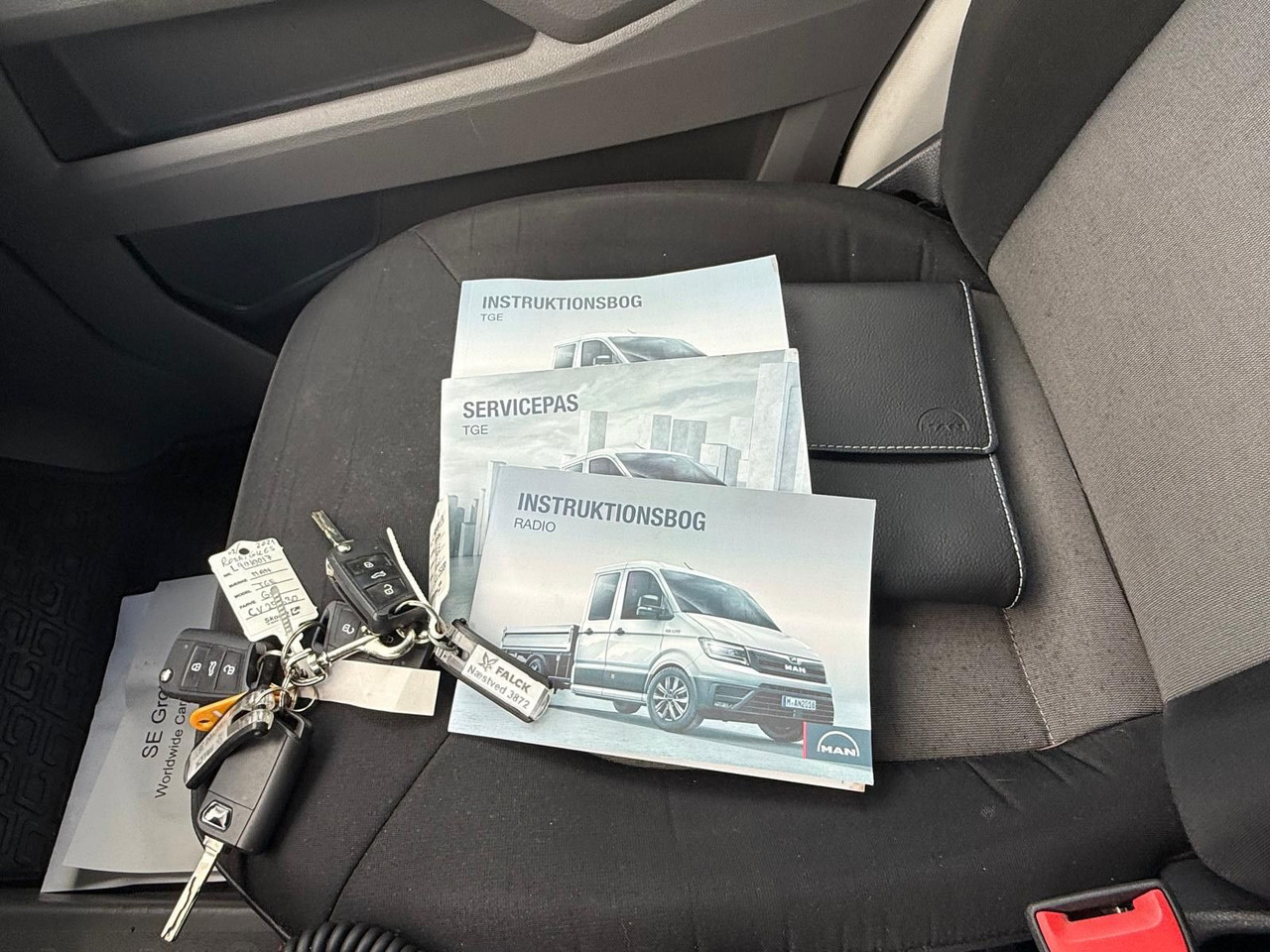 Лизинг на MAN TGE 4.180 Ambulance * 33 400 € netto MAN TGE 4.180 Ambulance * 33 400 € netto: снимка 26 Лизинг на MAN TGE 4.180 Ambulance * 33 400 € netto MAN TGE 4.180 Ambulance * 33 400 € netto: снимка 26