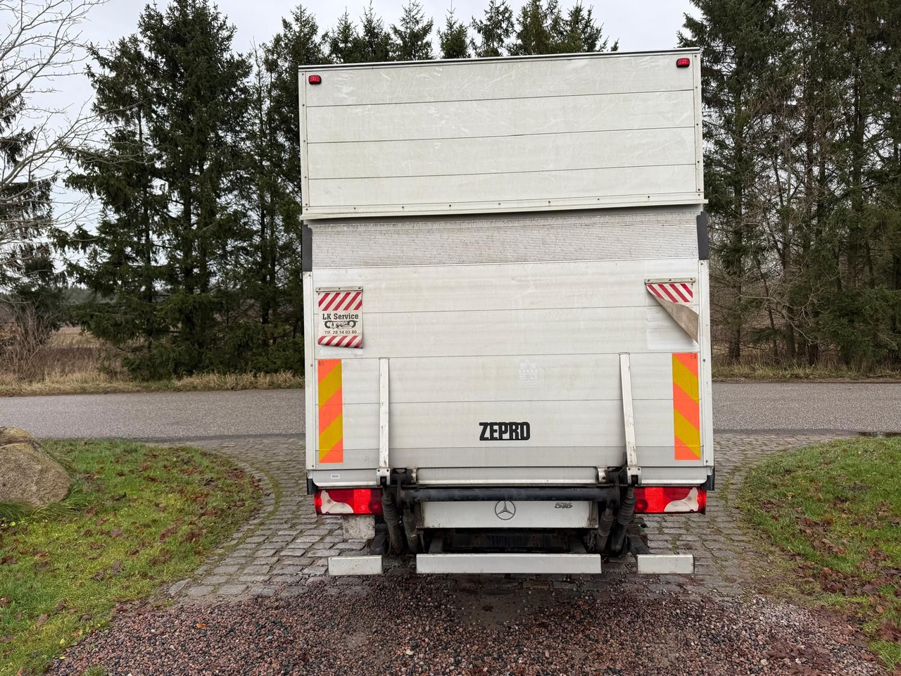 Товарен бус Mercedes-Benz Sprinter II 316 CDI Box + Lift *8200 EUR netto: снимка 7 Товарен бус Mercedes-Benz Sprinter II 316 CDI Box + Lift *8200 EUR netto: снимка 7