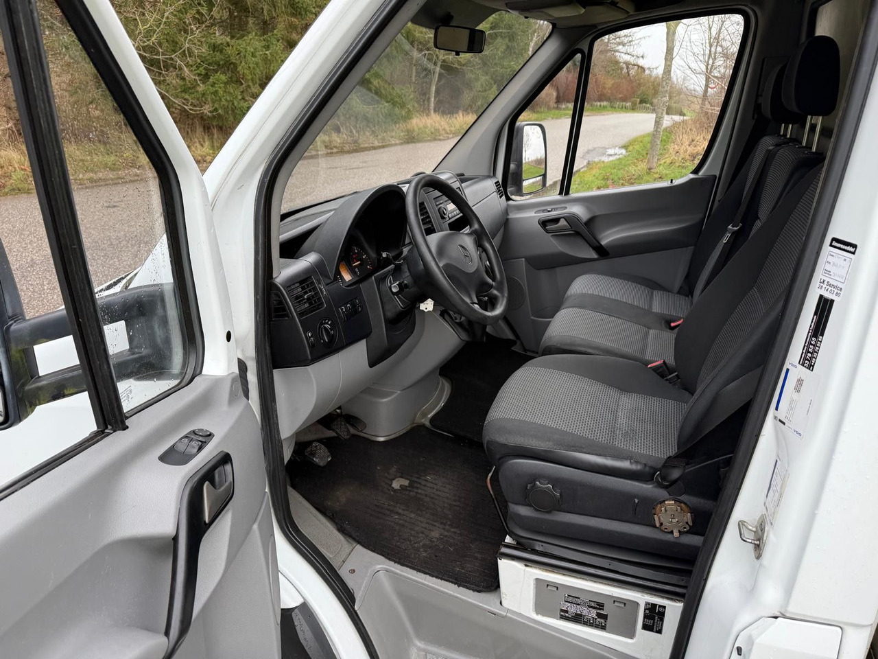 Товарен бус Mercedes-Benz Sprinter II 316 CDI Box + Lift *8200 EUR netto: снимка 11 Товарен бус Mercedes-Benz Sprinter II 316 CDI Box + Lift *8200 EUR netto: снимка 11